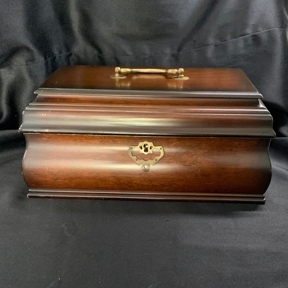 Vintage The Bombay Company Elegant  Mahogany Solid Wood (12") Jewelry Box - Picture 1 of 16
